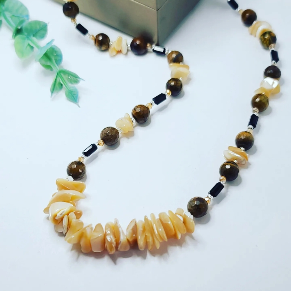 Tiger eye, Mother Of Pearl necklace